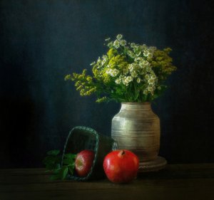 Rustikt blomsterstilleben