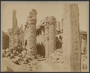 Karnak, Tuthmes 1:a obelisk och hallens kolonnad [illeg] av Zangaki