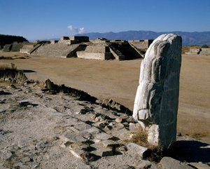 Utsikt över monument I, H, G