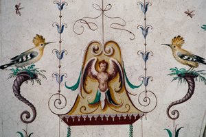 Fåglar, detalj från fresker i valvet av Grotesque Hall (1500-talet), Manta slott, Saluzzo, Piemonte, Italien