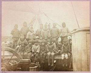 Arctic Expedition (1875-1876) av kapten George Nares (1831-1915): Grupp infödda på 
