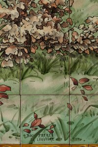 Interiörvy, kakelpanel, målare Furcy Ernest Tondeur, exekutör Boch Frères La Louvière, andra panel, detalj av . .