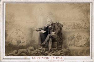 Paris Commune: "Frankrike i fred"" porträtt av Louis Adolphe Thiers (1797-1877) sittande på drakens troliga symbol för kommunen av Frederick (attr. to) Barnard