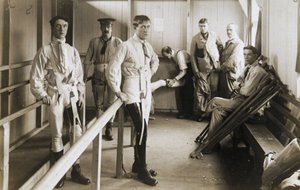 Proteser Soldater som bär konstgjorda ben, c 1915-1918 av Ferdinand Georg Waldmuller
