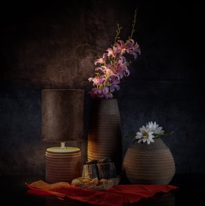 Stämningsfullt blomsterstilleben