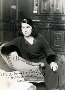 Emilia Cardona Boldini i Paris 1931, hustru till Giovanni Boldini (1842-1931) (s/v foto)