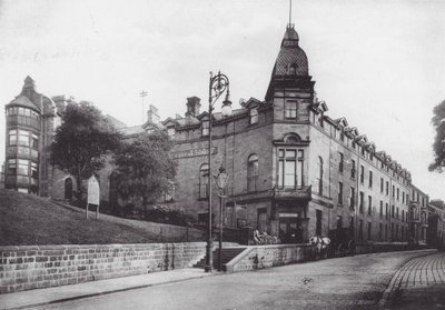Buxton: Peak Hydropathic (svartvitt foto) av (after) English photographer