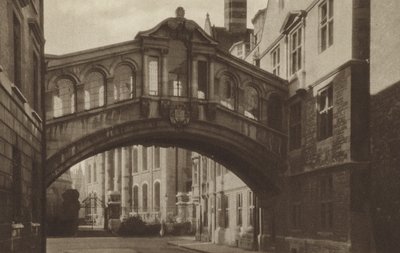 Hertford College, The Bridge (s/v foto) av (after) English photographer