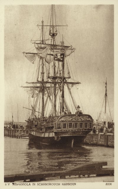 Hispaniola, Scarborough Harbor (s/v foto) av (after) English photographer