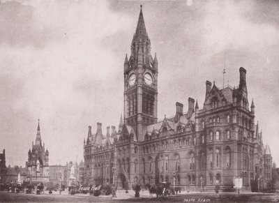 Manchester: Town Hall (svartvitt foto) av (after) English photographer