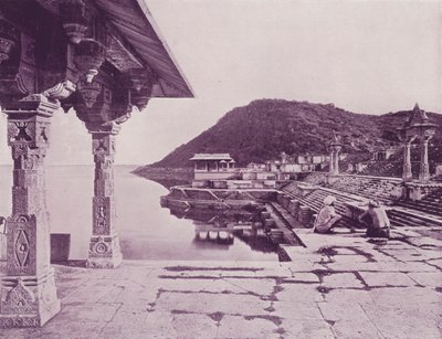 Marble Ghat, Rainuggur, Oodeypore (s/v foto) av (after) English photographer