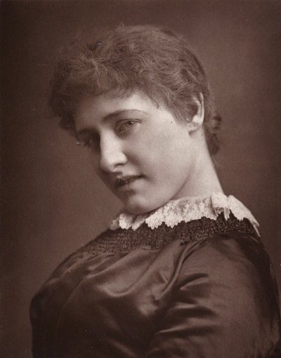 Miss Mary Rorke (svartvitt foto) av (after) English photographer