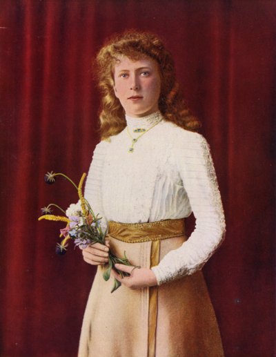 Prinsessan Mary 1909 (färgfoto) av (after) English photographer