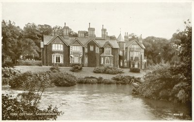 York Cottage, Sandringham (s/v foto) av (after) English photographer
