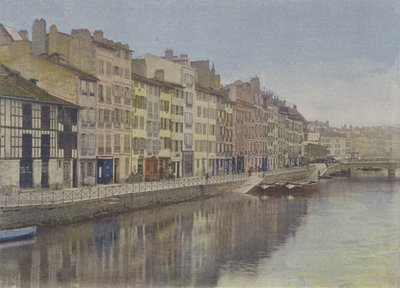 Bayonne, en kaj i Nive (färgad bild) av (after) French Photographer