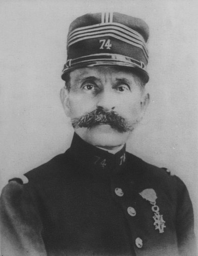 Esterhazy (s/v foto) av (after) French Photographer
