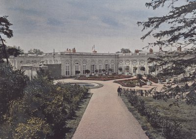 The Grand Trianon Översikt (färgad bild) av (after) French Photographer