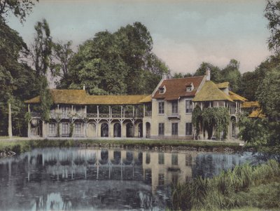 The Hamlet, Queen