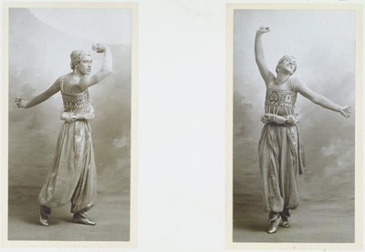 Porträtt av Vaslav Fomich Nijinsky (1889-1950) i rollen som den svarta slaven ur "Scheherazade" av Nikolai Rimsky-Korsakov (1844-1908) (svartvitt foto) av A. Bert