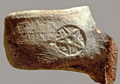 Burkhandtag med inskription på gammal hebreiska läsning Yerslm (lera) av Achaemenid