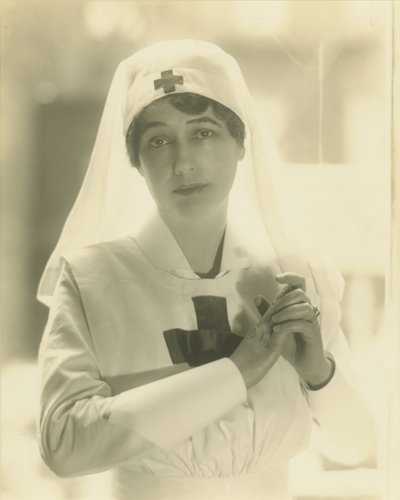 Lady Duff-Gordon som sjuksköterska (platinatryck) av Adolf de Meyer