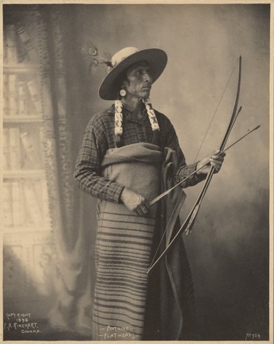 Antoine, Flatheads av Adolph F. Muhr