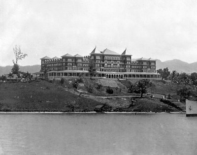 Titchfield Hotel, Port Antonio, Jamaica, c1905. av Adolphe Duperly and Son
