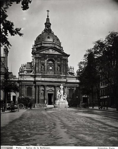 Sorbonnekyrkan byggd av Jacques Lemercier (ca 1585-1654) 1635-53 av Adolphe Giraudon