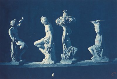Fyra statyer av Adolphe Terris