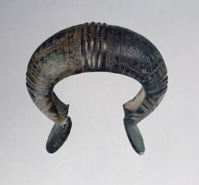 Armband, från Reallon, Hautes-Alpes (brons) av Age Bronze