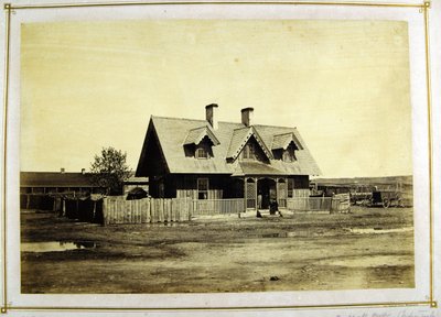 Överste Bullocks hus, indianhandlare, Fort Laramie, 1868 (albuminkopia) av Alexander Gardner