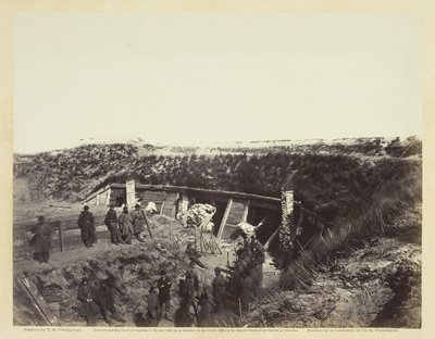 Predikstolen, Fort Fisher, N.C., januari 1865. av Alexander Gardner