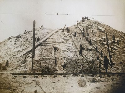 Förberedelse av platsen för byggandet av Sovjetpalatset, ca 1931. av Alexander Timofeevich Lebedev