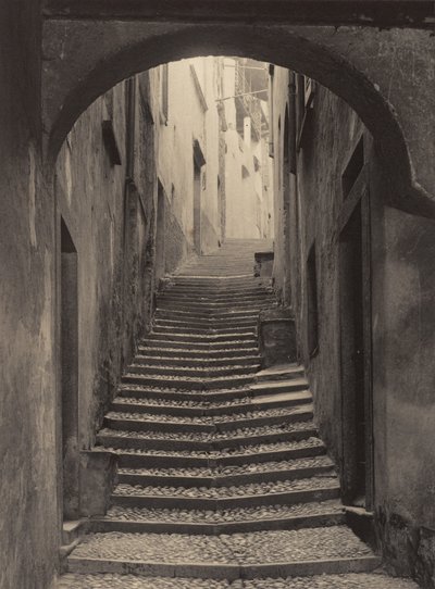 En gata i Bellagio av Alfred Stieglitz