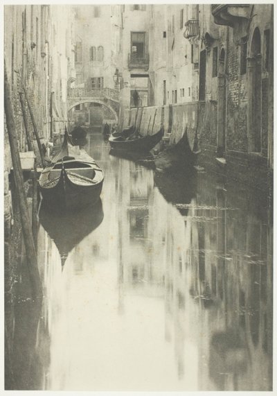 En venetiansk kanal av Alfred Stieglitz