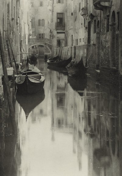 En kanal i Venedig av Alfred Stieglitz