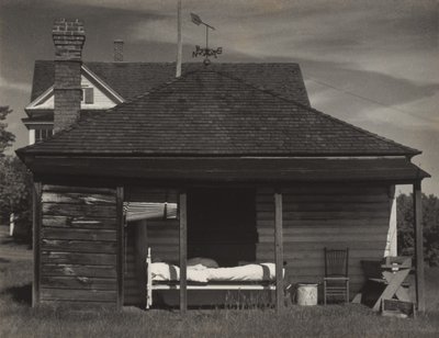 Baksidan av ”Lilla huset” av Alfred Stieglitz
