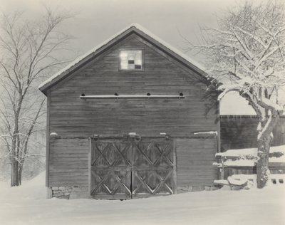 Barn  Snow av Alfred Stieglitz