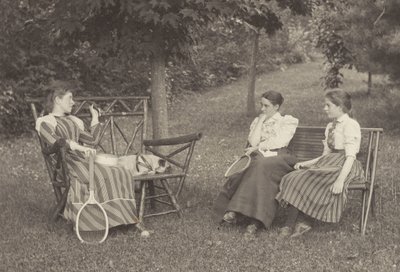 Emmy Obermeyer, Agnes Stieglitz och Flora Small i Oaklawn av Alfred Stieglitz