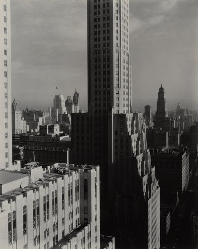 Från mitt fönster på Shelton, norrut av Alfred Stieglitz