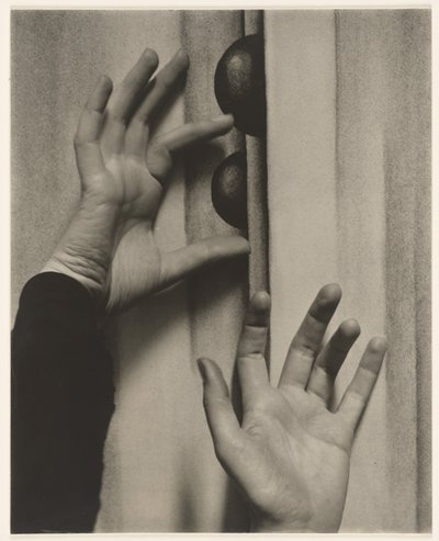 Georgia O’Keeffe – Händer av Alfred Stieglitz