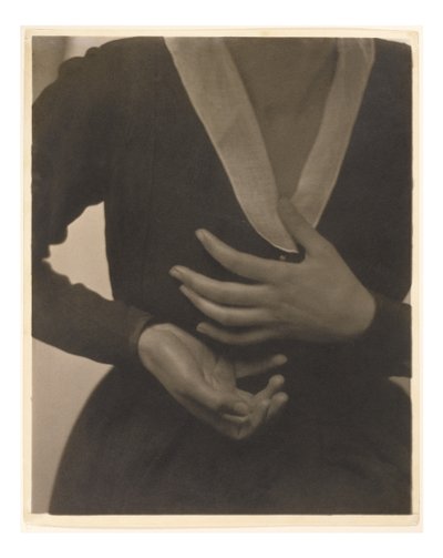 Georgia O’Keeffes händer på 291 av Alfred Stieglitz