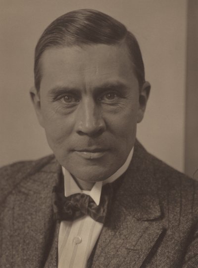J. Nilsen Laurvik av Alfred Stieglitz