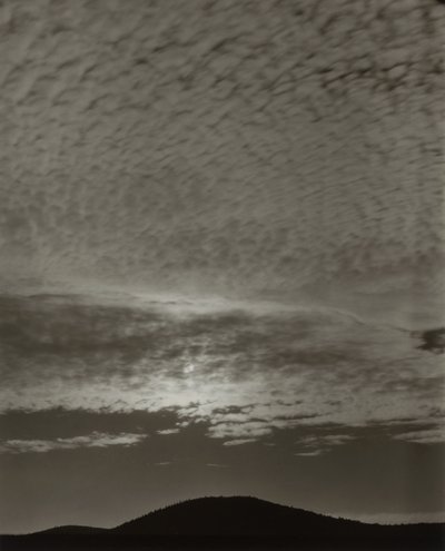 Musik - En serie om tio molnfotografier, nr X av Alfred Stieglitz