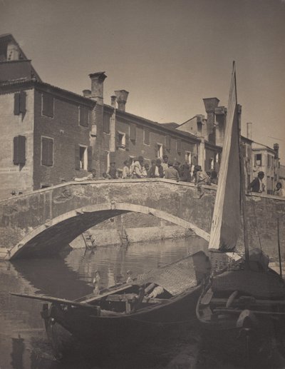 På bron - Chioggia av Alfred Stieglitz