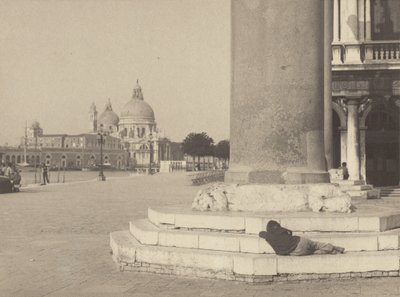 På Piazza, kl. 06.00 av Alfred Stieglitz