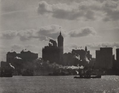 Singer Building sett från Hudsonfloden av Alfred Stieglitz