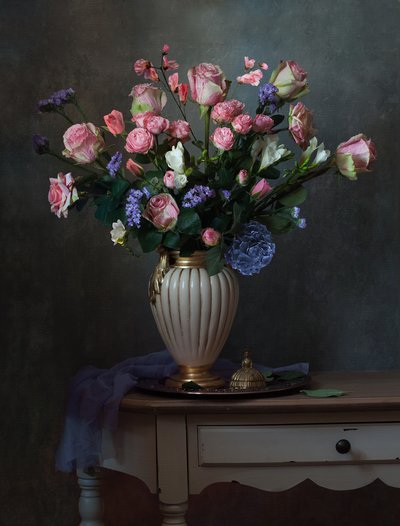 Elegant blomsterarrangemang av Alina Lankina