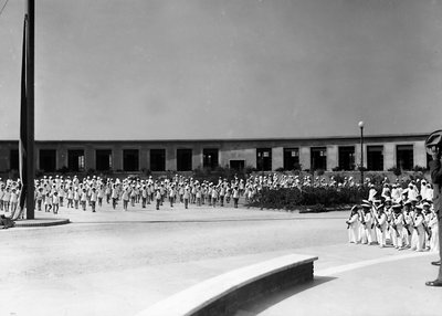 Villa Rosa Maltoni Mussolini: utbildning för unga studenter (s/v foto) av Fratelli Alinari