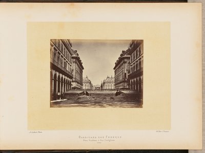 Barricade des Fédérés, Place Vendôme och Rue Castiglione. av Alphonse J. Liébert